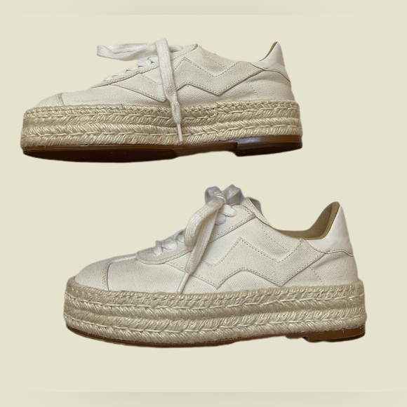 Stuart Weitzman white Daryl Espadrilles with logo. Size US 4 EU 34.5 - Picture 4 of 7